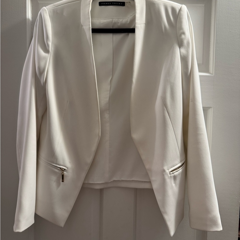 Ivanka Trump White Tailored Blazer with Modern Design